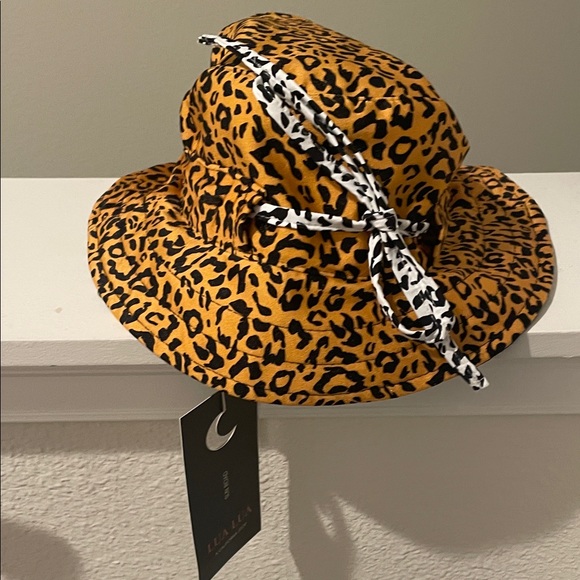 Lua lua Leopard Print Bucket Hat with Ribbon nwt - Picture 1 of 4